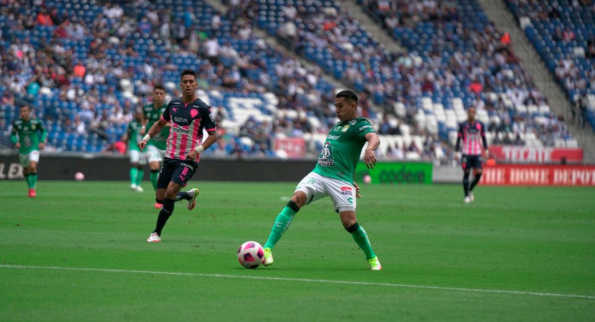 Ormeño presente en duelo León vs Monterrey. Foto: Twitter Club León