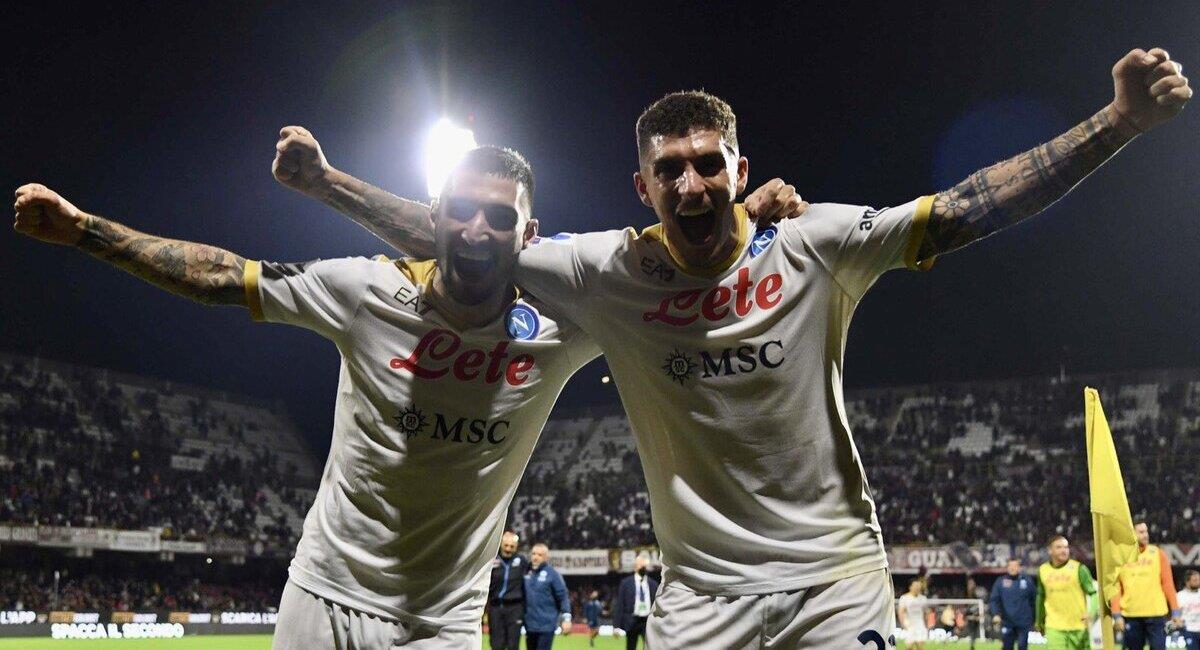 Napoli lidera la Serie A. Foto: @sscnapoli