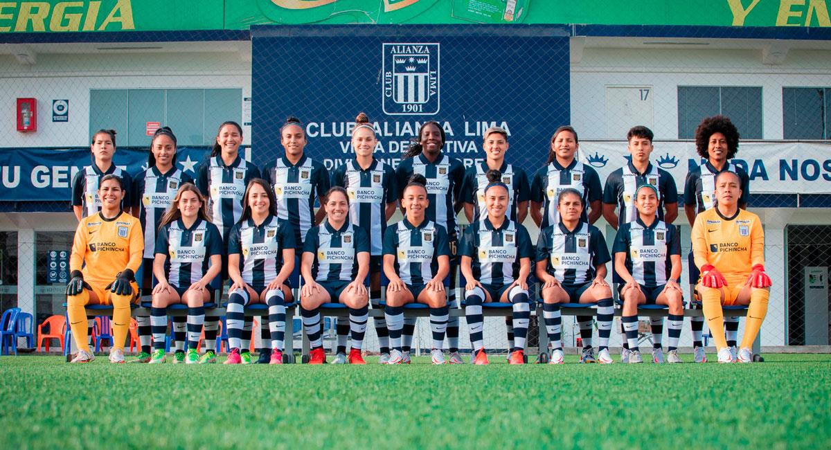 Plantel femenino de Alianza Lima 2021 - Libertadores. Foto: Twitter Alianza Lima Femenino