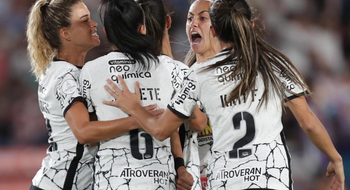 Corinthians se alzó con el título de la Libertadores Femenina. Foto: EFE