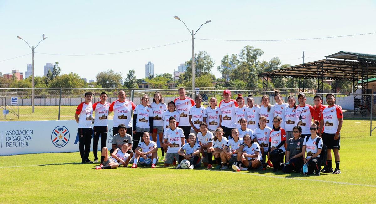 Selección Femenino arribó a Asunción para amistoso ante Paraguay. Foto: FPF