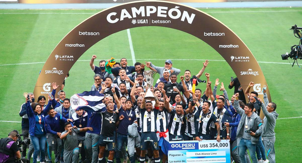 Alianza Lima salió campeón de la Liga 1 Betsson 2021. Foto: FPF