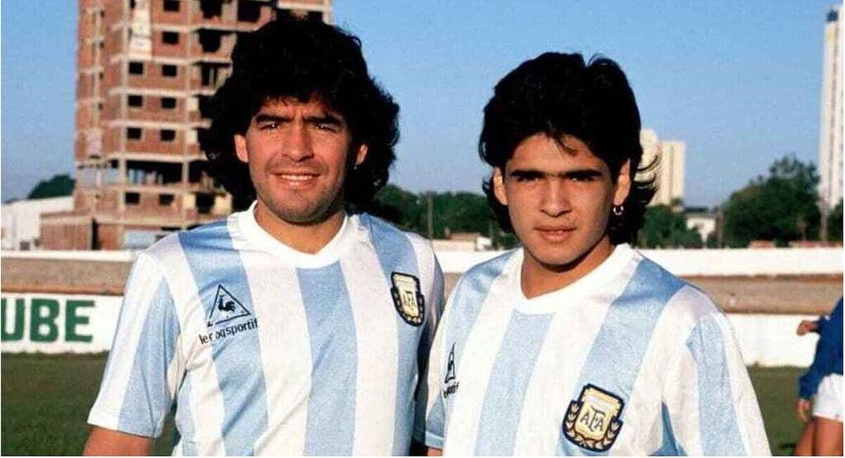 Diego y Hugo Maradona. Foto: @RadioMARCA