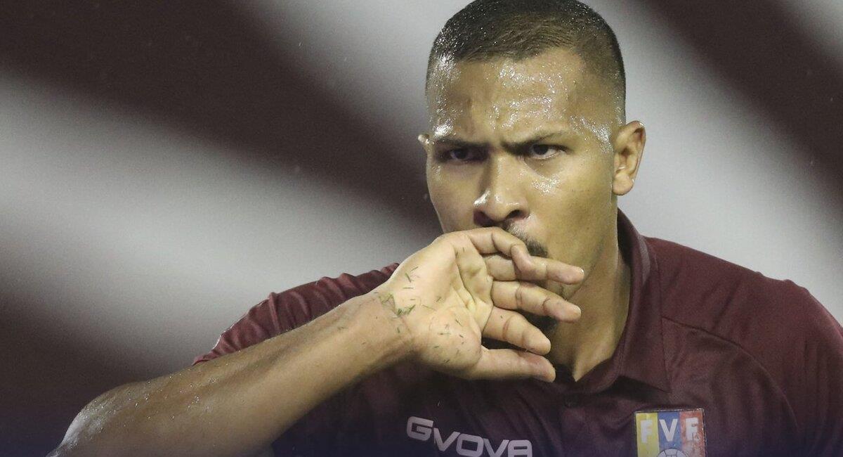 Salomón Rondón. Foto: @CONMEBOL
