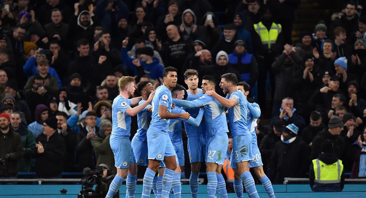 Manchester City celebra en la cúspide de la Premier. Foto: EFE