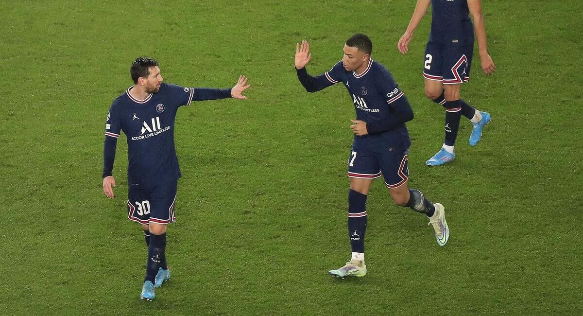 Mbappé y Messi. Foto: EFE