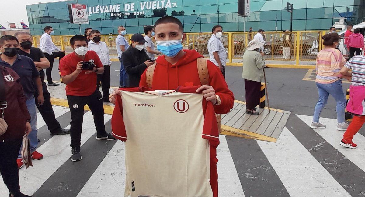 Rodrigo Vilca, nuevo jugador de Universitario de Deportes. Foto: Twitter Renato Landívar