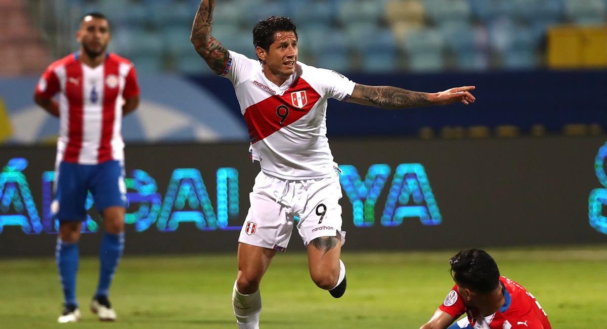 Lapadula es uno de los tres delanteros convocados por Perú. Foto: FPF