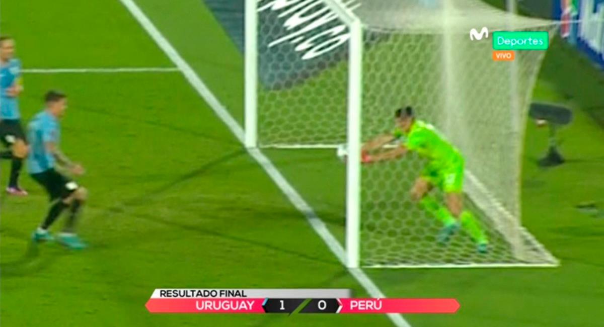 Sergio Rochet en el gol no dado para Perú. Foto: Twitter @MovistarDeporPe