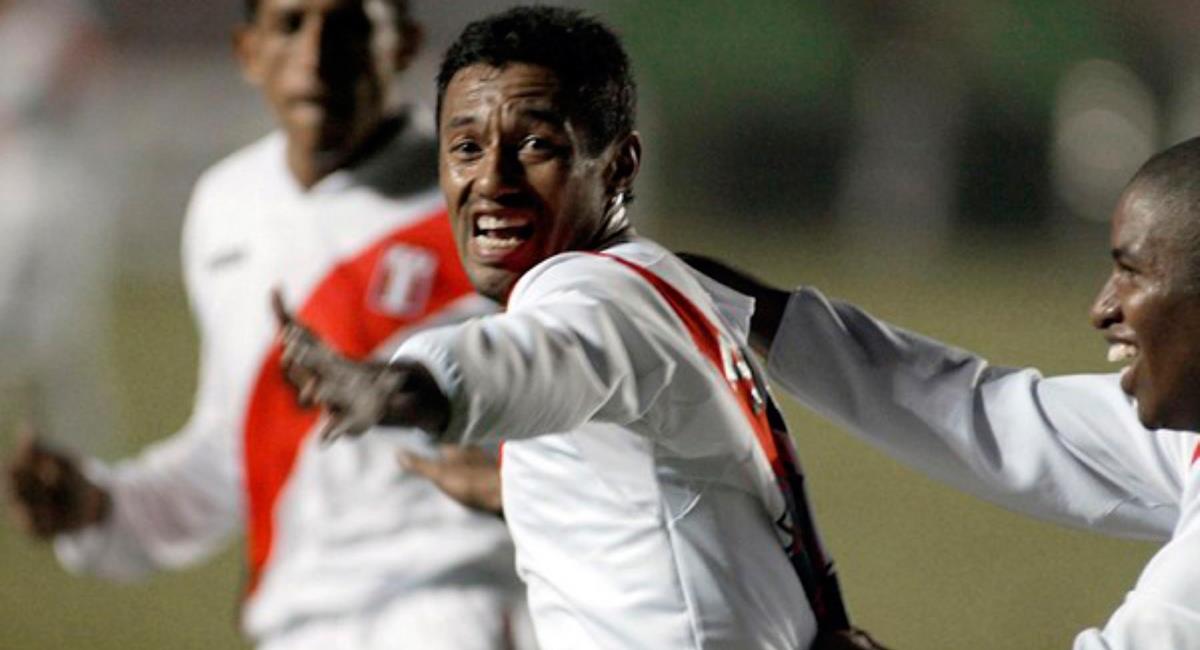 Roberto 'Chorri' Palacios ya vive el Perú vs Paraguay. Foto: Andina