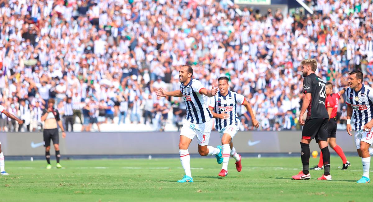 Hernán Barcos marcó el gol de la victoria. Foto: Twitter @ClubALoficial