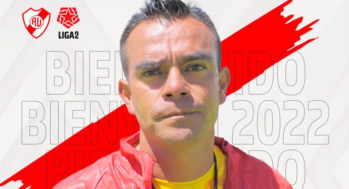 Erick Torres, entrenador del Alfonso Ugarte de Puno. Foto: Facebook Club Alfonso Ugarte de Puno