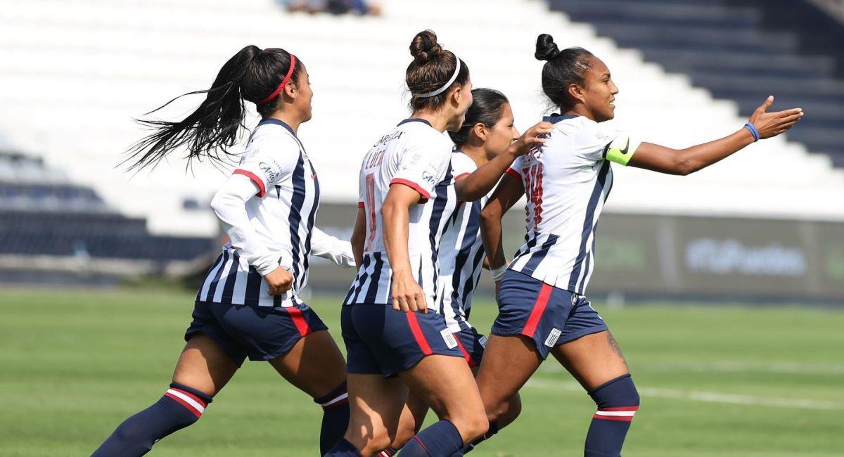 Alianza Lima es puntero de la Liga Femenina. Foto: Facebook Club Alianza Lima
