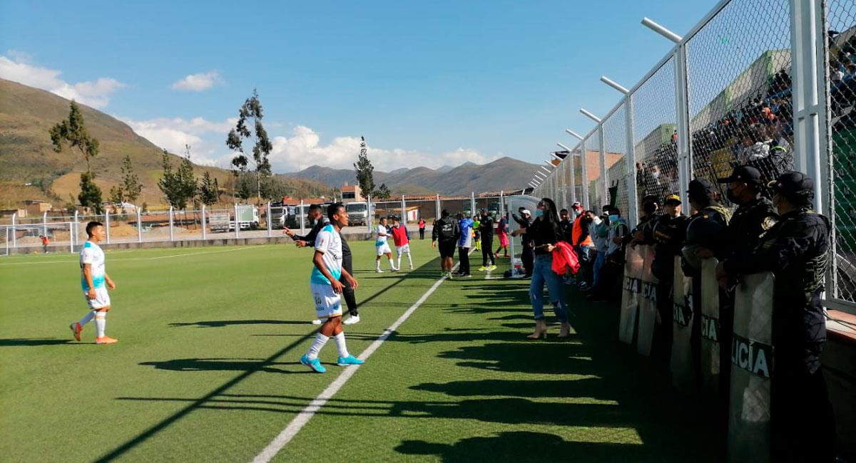 Llacuabamba goleó a Chavelines por la Liga 2. Foto: Twitter @DeChalaca