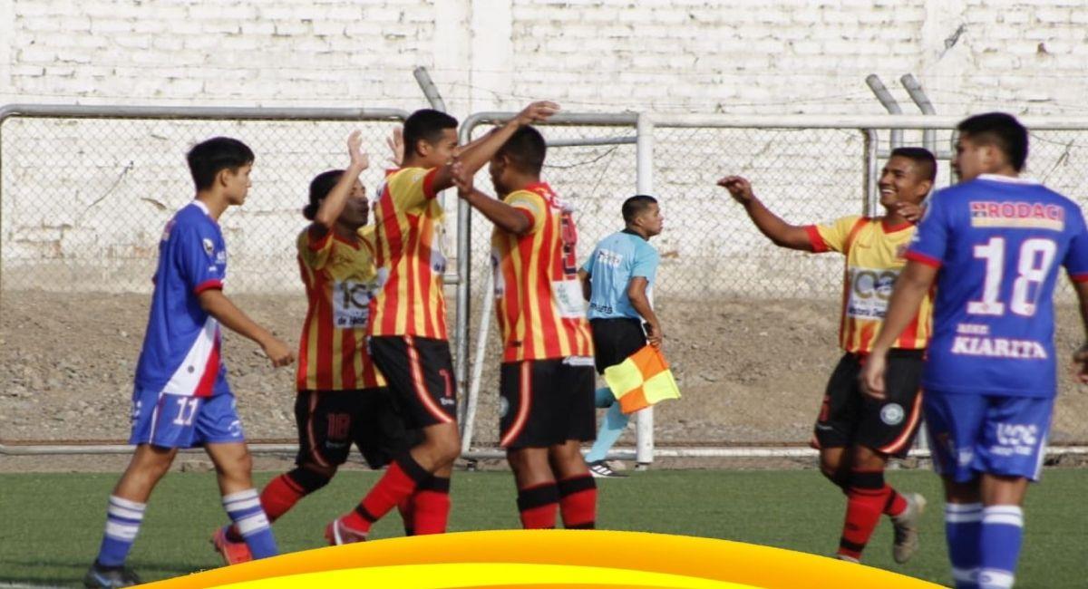 Carlos Tenaud celebrando en la Copa Perú. Foto: Facebook Club Carlos Tenaud