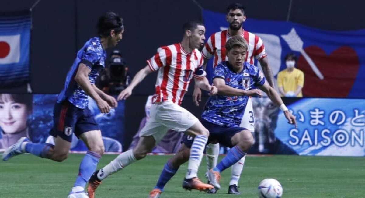 Japón goleó 4-1 a Paraguay. Foto: @Albirroja