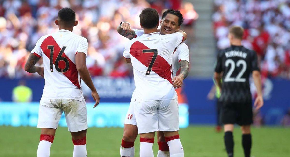 Perú va por la victoria ante Australia en el repechaje mundialista. Foto: EFE