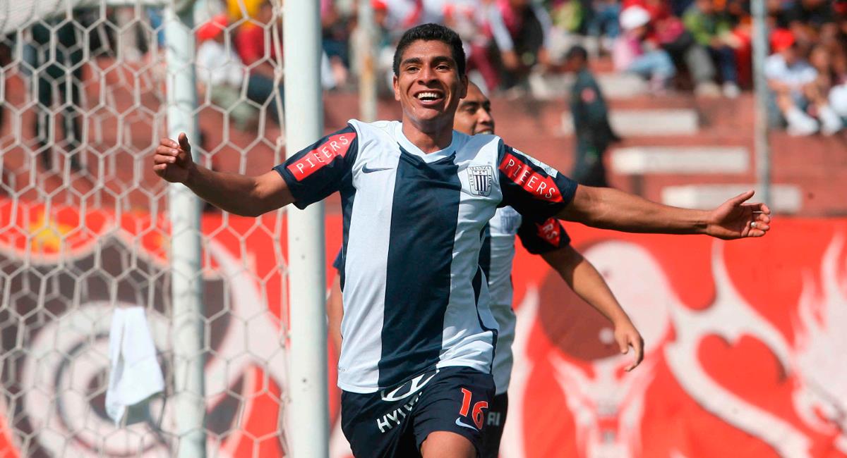 Paolo Hurtado ya sabe lo que es jugar en Alianza Lima. Foto: Twitter