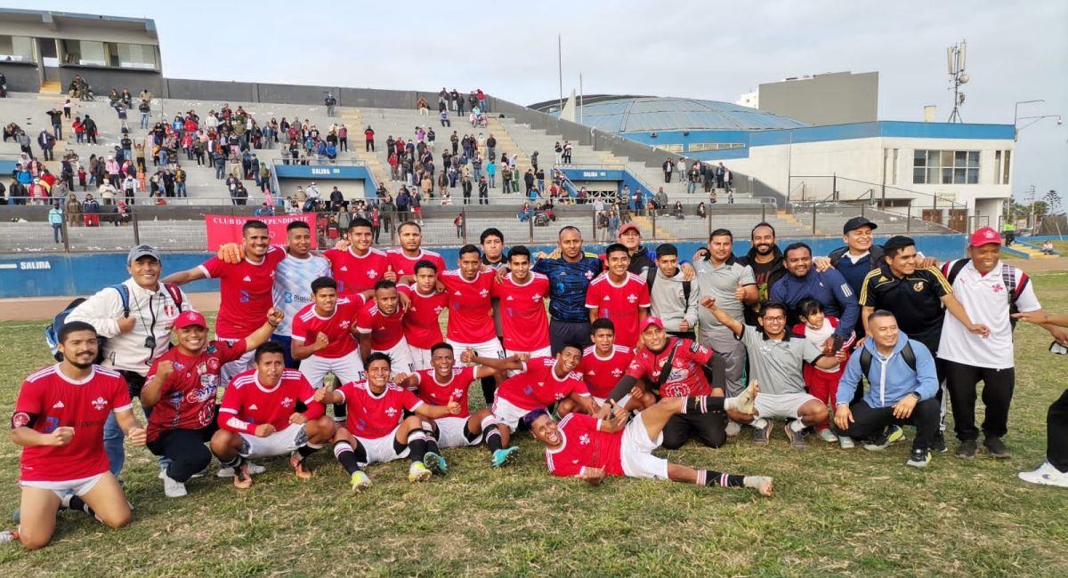 Independiente San Felipe de Carabayllo. Foto: Facebook Desde La Cancha Perú
