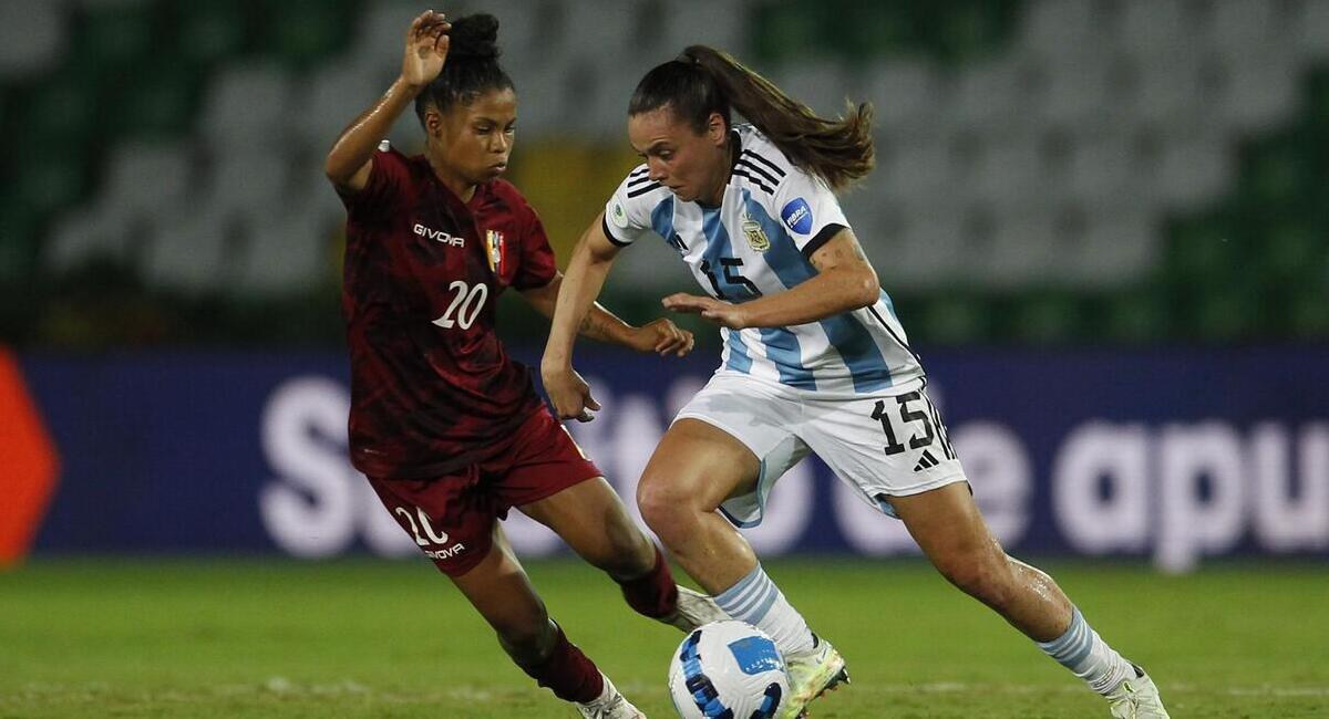 Argentina derrotó 1-0 a Venezuela y avanzó a semifinales de la Copa América  Femenina