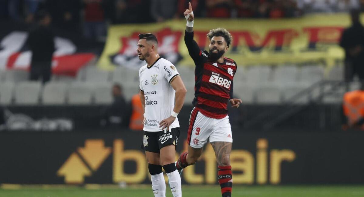Flamengo doblegó a Corinthians. Foto: EFE