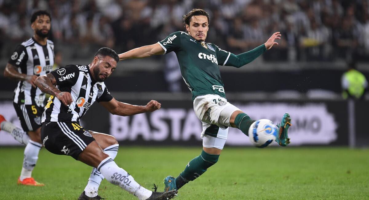 Palmeiras rescató un agónico empate ante Mineiro. Foto: EFE