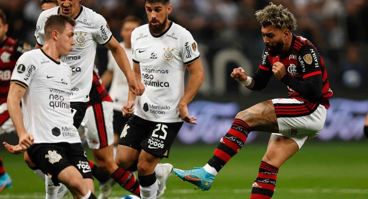 Flamengo recibe a Corinthians. Foto: EFE