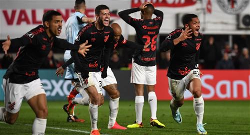 Paranaense clasificó a 'semis' de la Libertadores