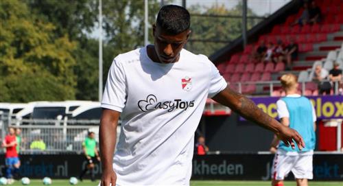 Araujo y Pacheco, goleados con el Emmen en la Eredivisie