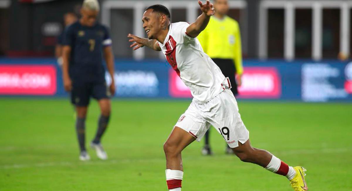 Bryan Reyna marcó el 3-1 para Perú. Foto: FPF
