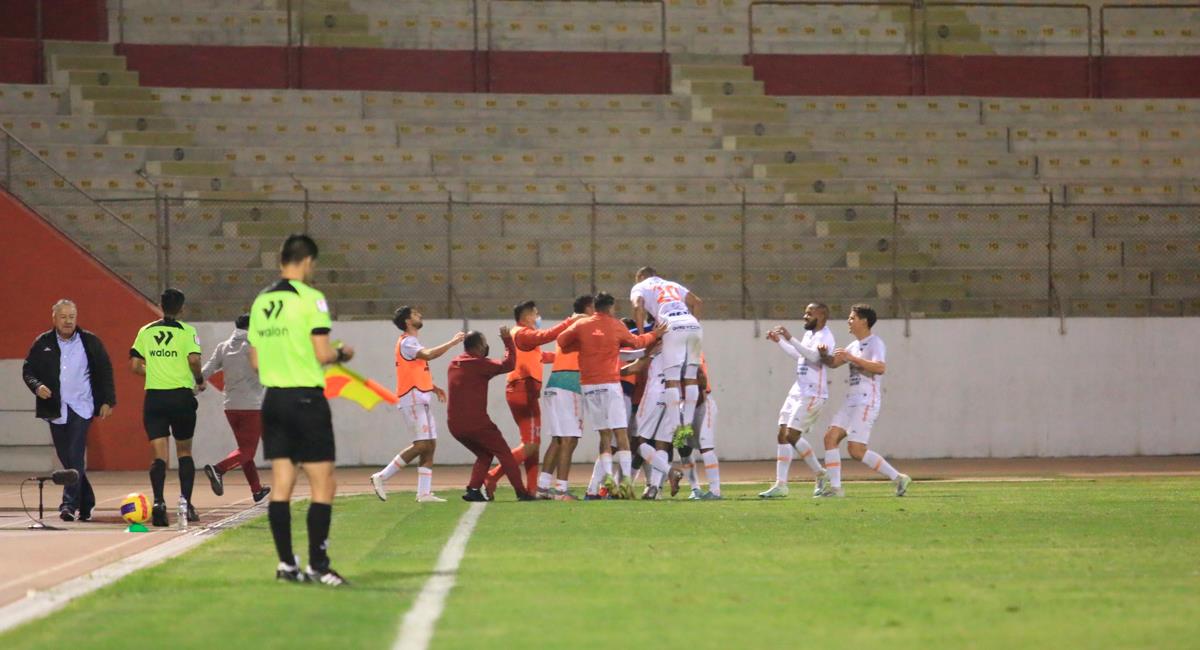 Ayacucho FC celebró en Trujillo este viernes. Foto: FPF