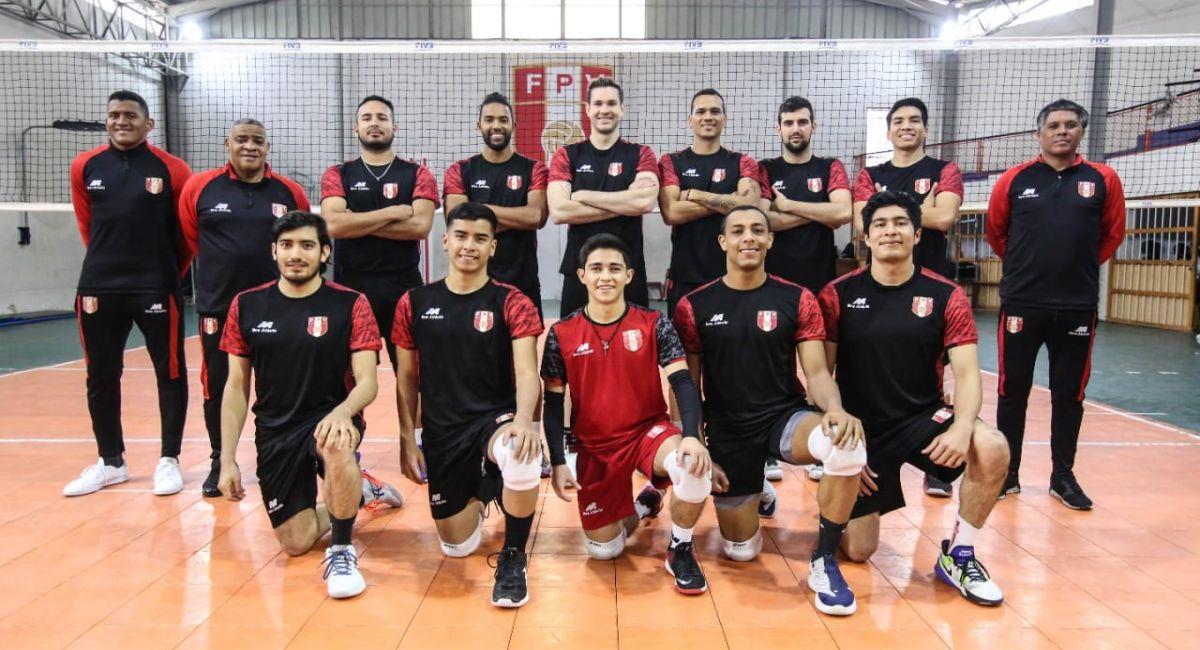 El equipo peruano de vóley masculino. Foto: Facebook FPV