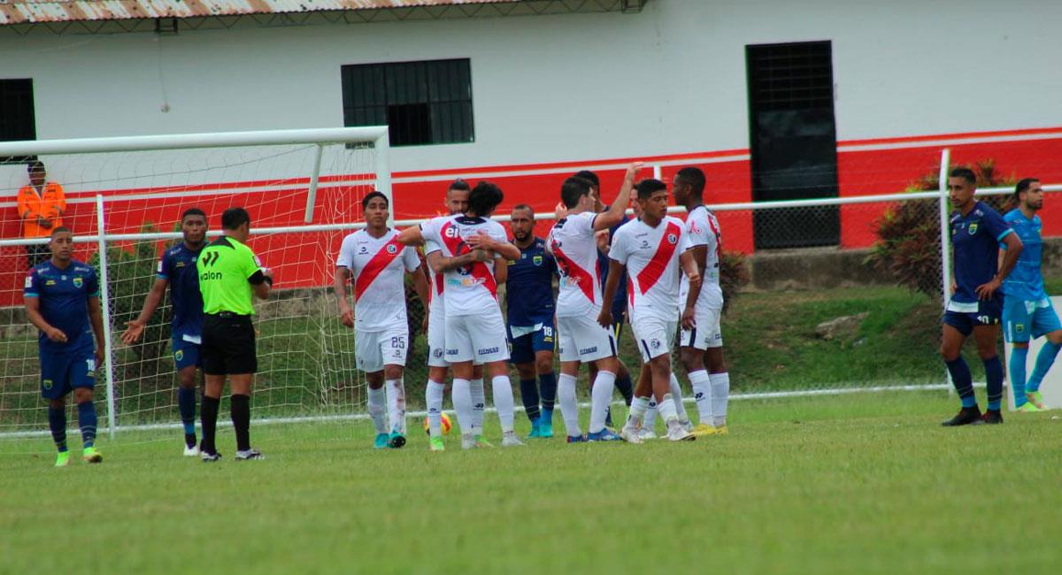 Deportivo Municipal goleó a Carlos Stein por el Clausura. Foto: Yordin Herrera / @DeChalaca