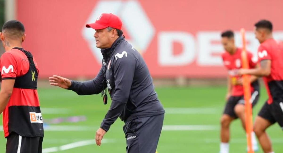 Juan Reynoso, técnico de la Selección Peruana. Foto: FPF