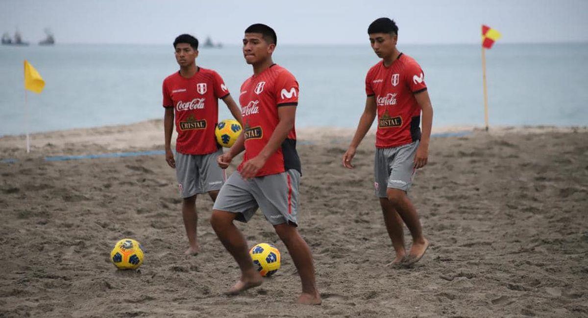 Selección Peruana de Fútbol Playa Sub 20. Foto: Facebook Selección Peruana