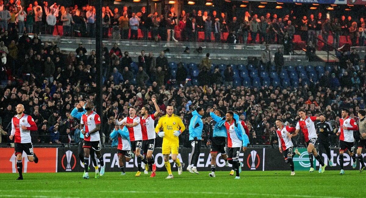 Feyenoord avanzó de ronda. Foto: @Feyenoord