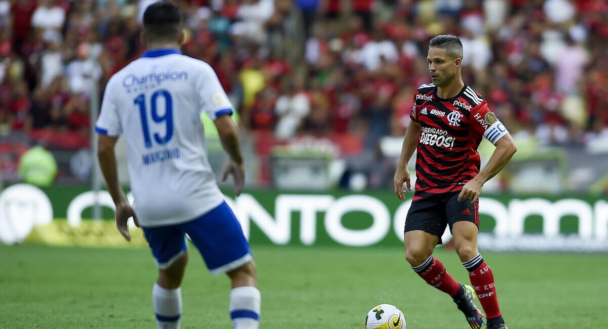 Avaí sorprende a Flamengo. Foto: @mcortesdasilva8  / CRF