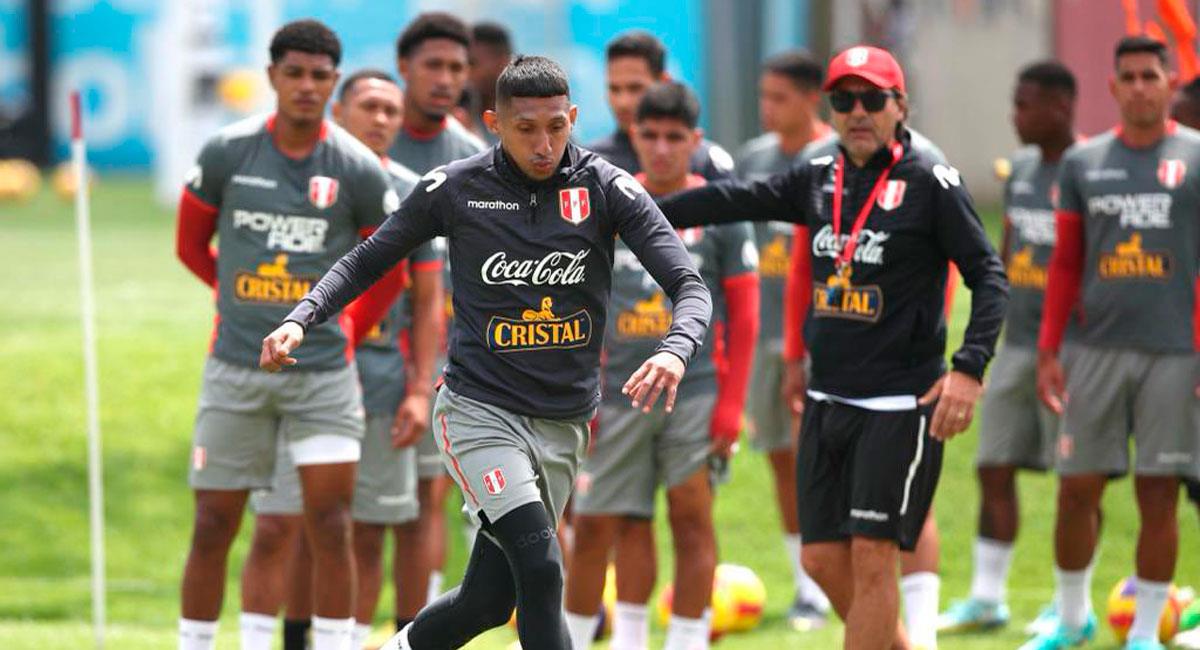 'Canchita' Gonzáles entrenándose con Perú. Foto: FPF