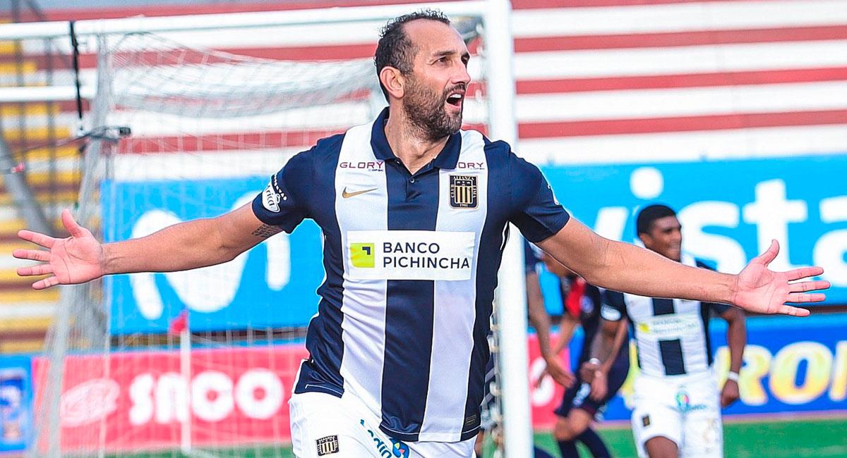 Hernán Barcos llegó a Alianza Lima para la temporada 2021. Foto: FPF