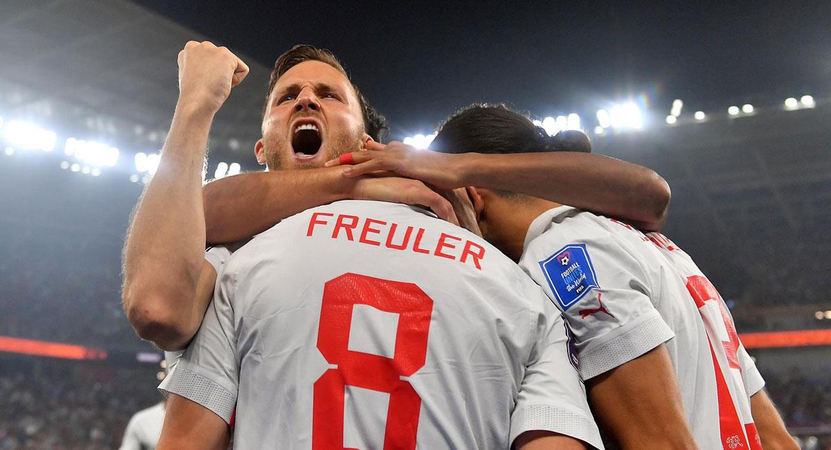 Suiza derrotó a Serbia y está en 8vos de Qatar 2022. Foto: EFE
