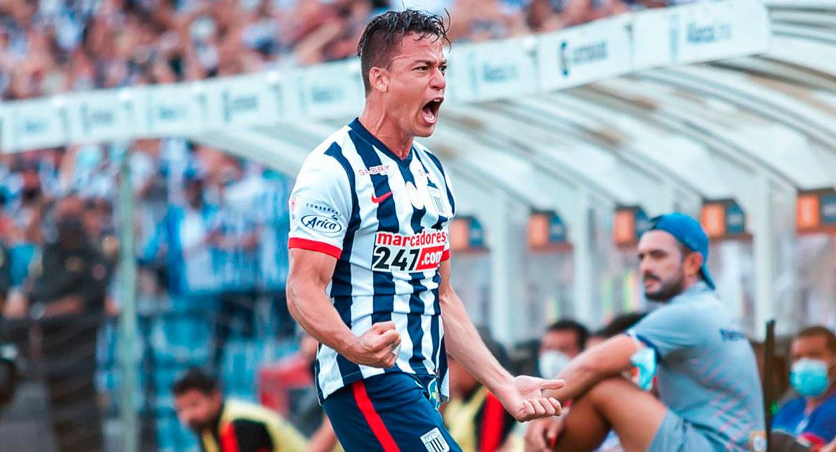 Cristian Benavente seguirá en Alianza Lima el 2023. Foto: Twitter @ClubALoficial