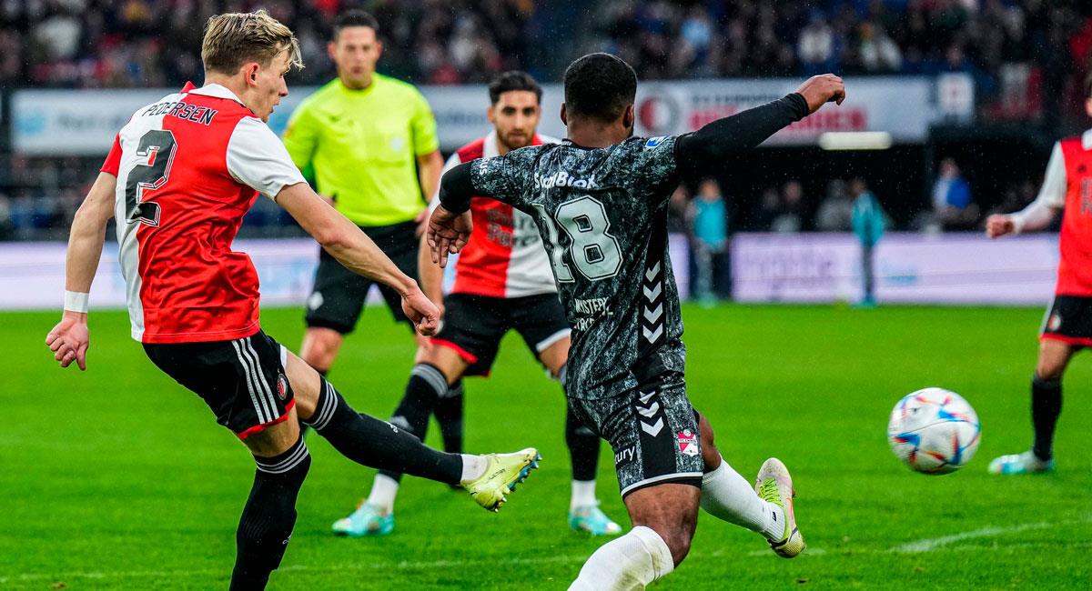 Feyenoord goleó 5-0 a FC Emmen en amistoso. Foto: Twitter @Feyenoord