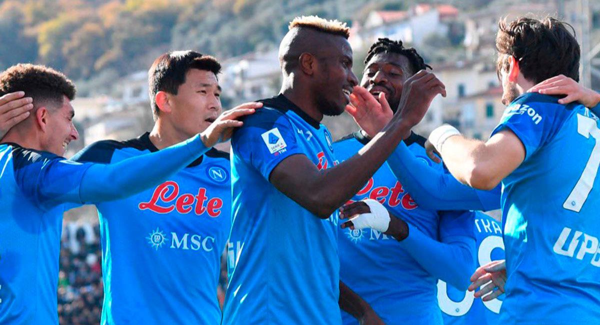 Napoli sigue líder en la Serie A de Italia. Foto: Twitter @sscnapoli
