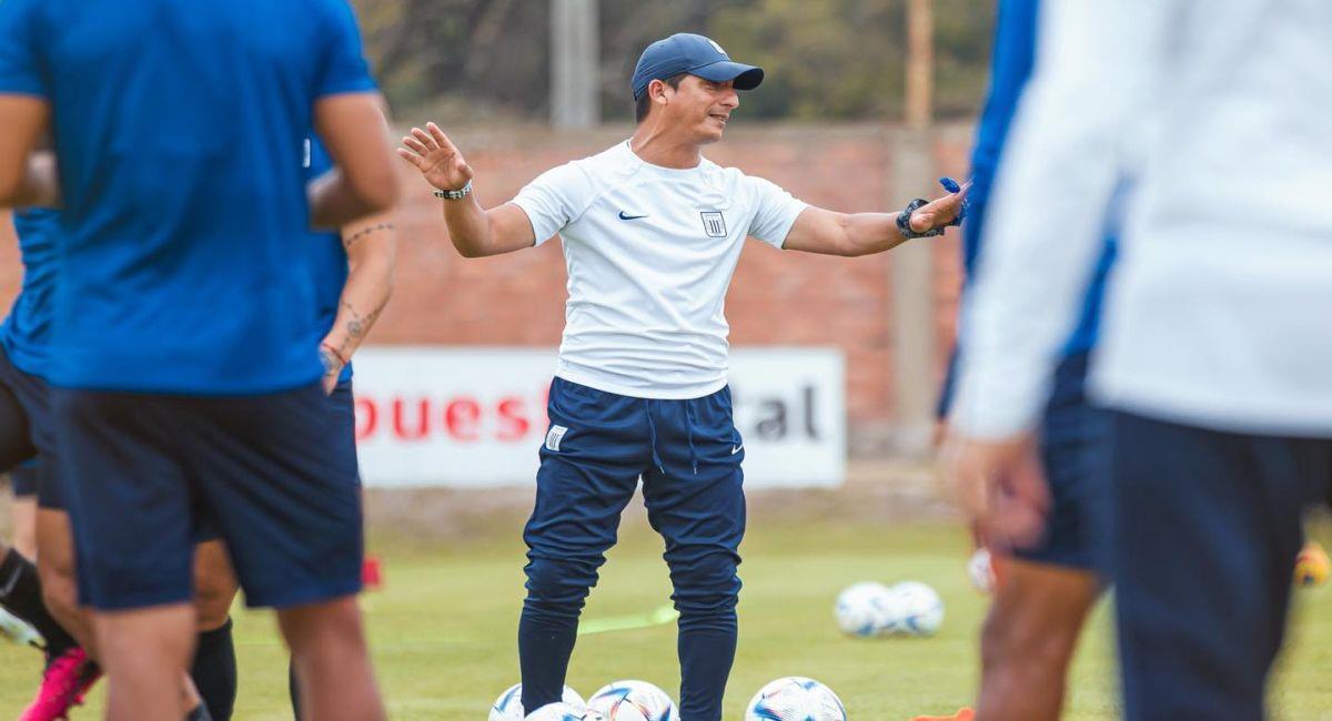 Guillermo Salas, entrenador de Alianza Lima. Foto: Facebook Club Alianza Lima