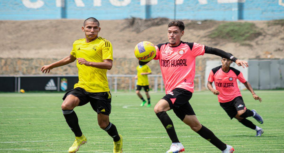 Unión Huaral jugará la Liga 2. Foto: Facebook Club Unión Huaral