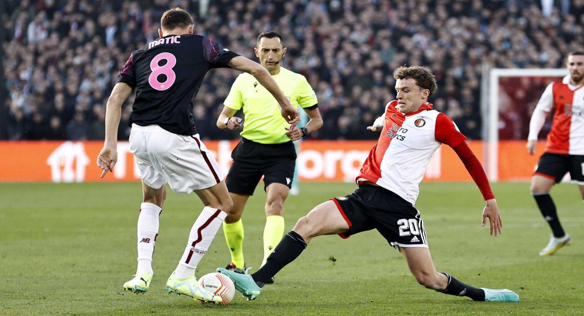 Feyenoord hizo respetar su casa ante la Roma. Foto: EFE