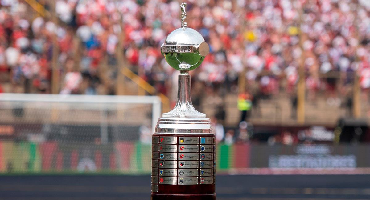 El trofeo más importante de clubes en Sudamérica. Foto: Shutterstock
