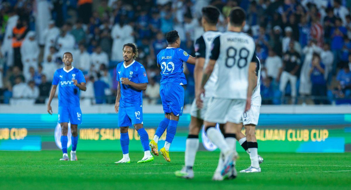 André Carrillo en la derrota de Al Hilal. Foto: Twitter @Alhilal_FC