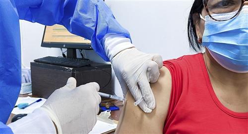Minsa aconseja vacunarse ante alerta de nueva variante de COVID-19