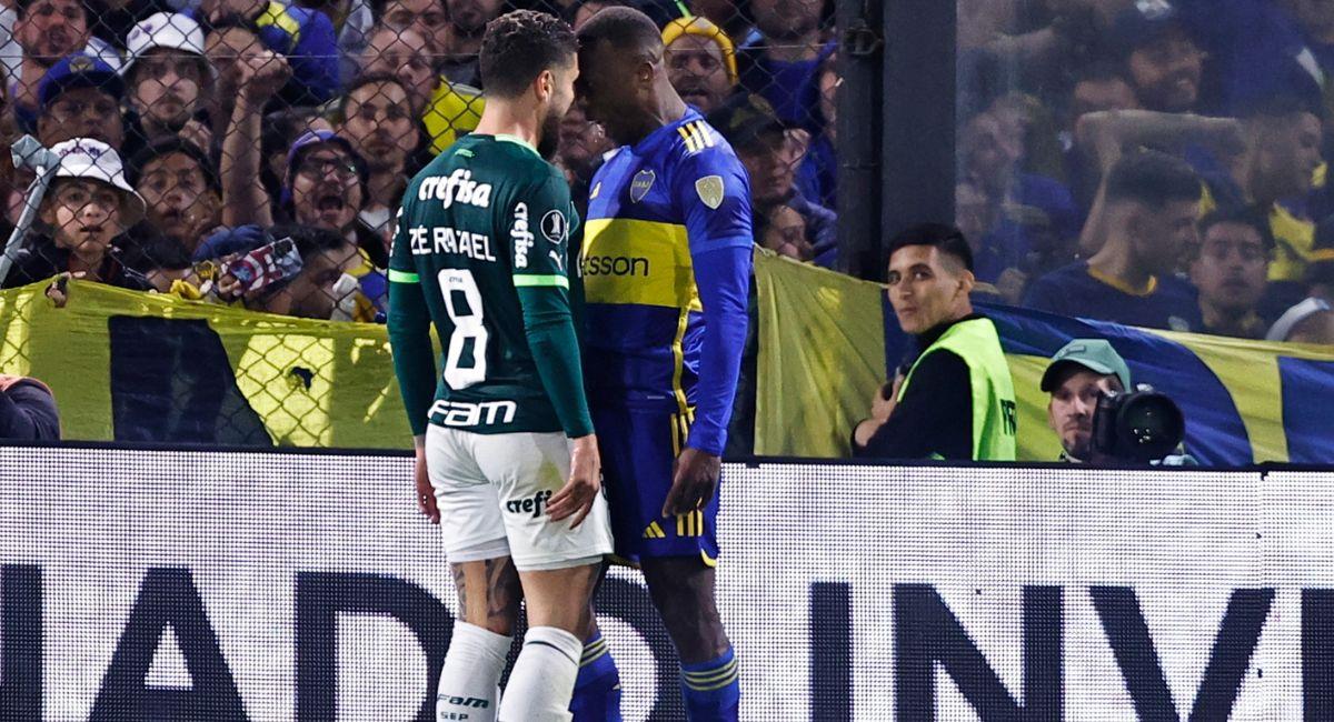 Luis Advíncula y Boca Juniors buscan sellar su pase a la final de la Copa Libertadores en su visita a Brasil. Foto: EFE